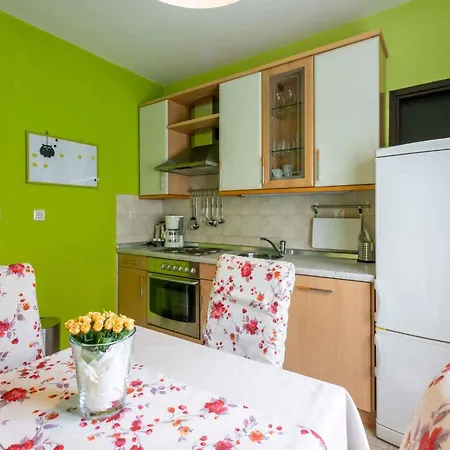 Apartman In 41696 Selce