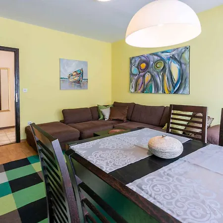 In 41696 * سيلتسي