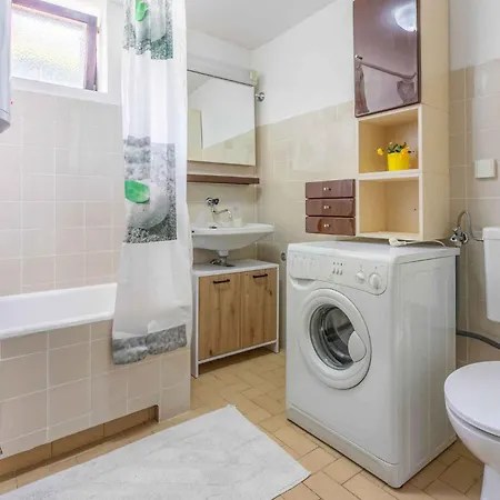 In 41696 * سيلتسي