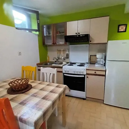 Apartmán In 41696 *