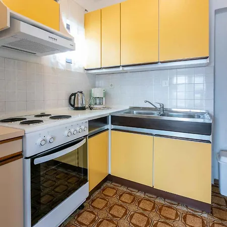 In 41696 Apartman