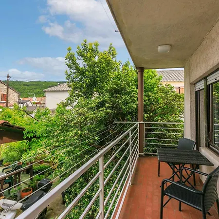 In 41696 Apartament *