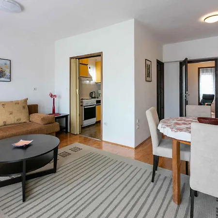 In 41696 Apartman Selce