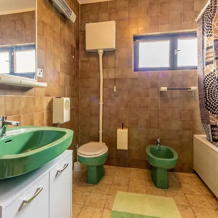 In 41696 Apartman Selce