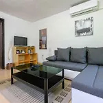 Apartman In 41696