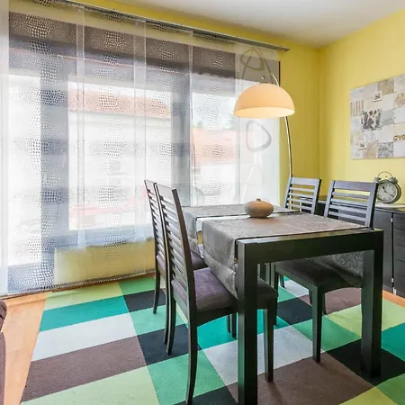 In 41696 Apartman *
