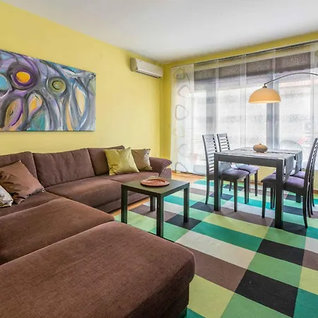 Apartman In 41696
