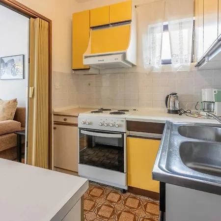 Apartman In 41696 Selce