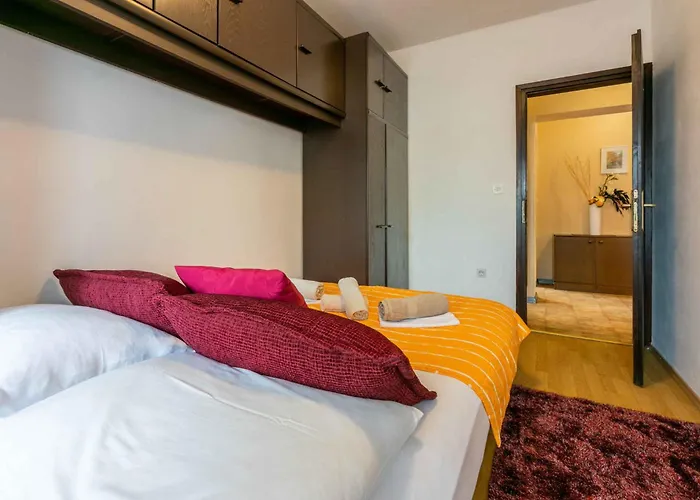 Appartement In 41696