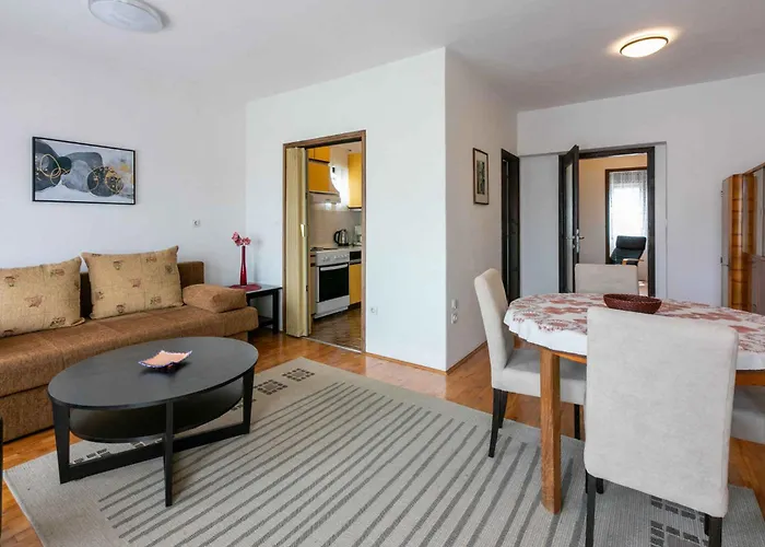 In 41696 Appartement Selce